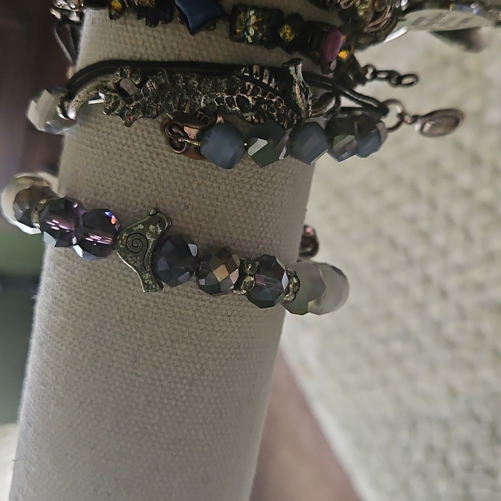 Alex and Ani double wrap beaded bird Bracelet - Picture 7 of 7